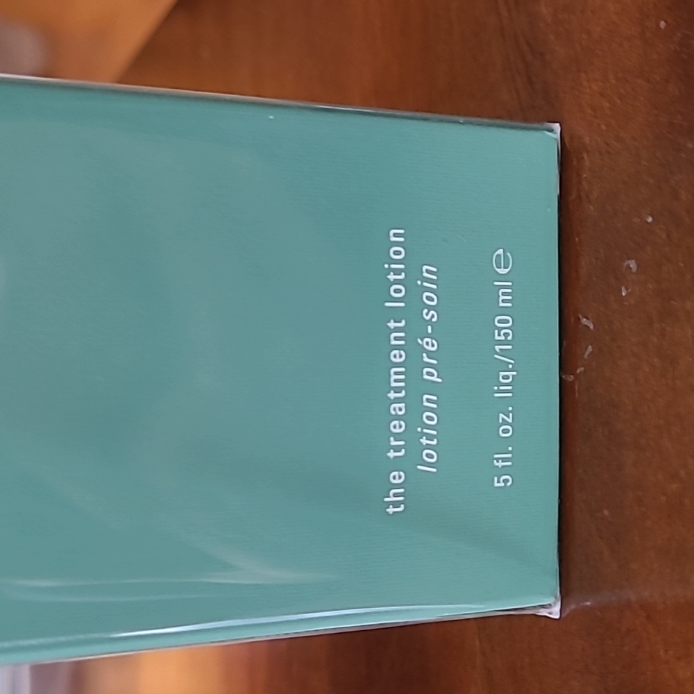 LA MER 5oz treatment lotion - Picture 2 of 3